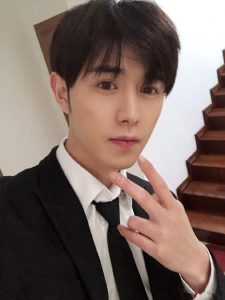 童锦程个人资料（童锦程怎么火起来的）看最鲜网，看新知识-提供各类互联网项目，互联网副业，职场技能课程，股票期货投资, 校园课程，升学考试等有价值的知识看最鲜网，看新知识