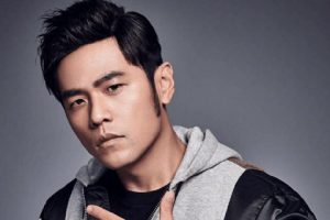 周杰伦个人资料（周杰伦的简介）看最鲜网，看新知识-提供各类互联网项目，互联网副业，职场技能课程，股票期货投资, 校园课程，升学考试等有价值的知识看最鲜网，看新知识