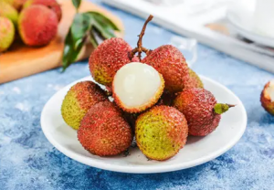 荔枝一天最多吃几个（ 荔枝一次最多可以吃几颗）看最鲜网，看新知识-提供各类互联网项目，互联网副业，职场技能课程，股票期货投资, 校园课程，升学考试等有价值的知识看最鲜网，看新知识