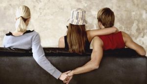 女人为啥出轨一次就不能改了（女人出轨为什么改不了）看最鲜网，看新知识-提供各类互联网项目，互联网副业，职场技能课程，股票期货投资, 校园课程，升学考试等有价值的知识看最鲜网，看新知识