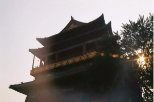 一人不进庙(一人不进庙二人不看井三人不抱树什么意思)看最鲜网，看新知识-提供各类互联网项目，互联网副业，职场技能课程，股票期货投资, 校园课程，升学考试等有价值的知识看最鲜网，看新知识