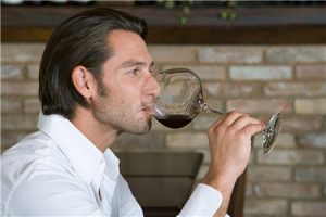 打新冠疫苗能喝酒吗看最鲜网，看新知识-提供各类互联网项目，互联网副业，职场技能课程，股票期货投资, 校园课程，升学考试等有价值的知识看最鲜网，看新知识