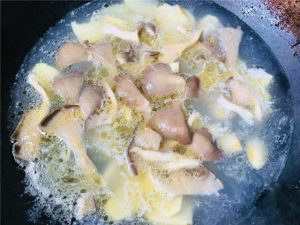 蘑菇煮多久能熟（蘑菇得煮多长时间）看最鲜网，看新知识-提供各类互联网项目，互联网副业，职场技能课程，股票期货投资, 校园课程，升学考试等有价值的知识看最鲜网，看新知识