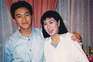 周星驰个人资料简历 简介（周星驰个人简历资料）看最鲜网，看新知识-提供各类互联网项目，互联网副业，职场技能课程，股票期货投资, 校园课程，升学考试等有价值的知识看最鲜网，看新知识