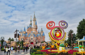 上海迪士尼10岁孩子有什么不能玩看最鲜网，看新知识-提供各类互联网项目，互联网副业，职场技能课程，股票期货投资, 校园课程，升学考试等有价值的知识看最鲜网，看新知识