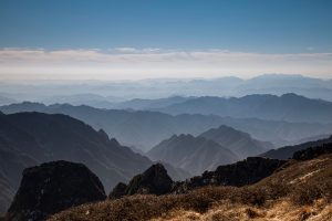 为什么说秦岭以一己之力阻挡沙尘南下？看最鲜网，看新知识-提供各类互联网项目，互联网副业，职场技能课程，股票期货投资, 校园课程，升学考试等有价值的知识看最鲜网，看新知识