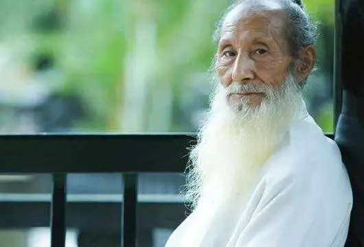 男人长寿看哪三处（男人长寿的三个特征）看最鲜网，看新知识-提供各类互联网项目，互联网副业，职场技能课程，股票期货投资, 校园课程，升学考试等有价值的知识看最鲜网，看新知识