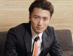 谢霆锋个人资料（谢霆锋的爸爸是干什么的）看最鲜网，看新知识-提供各类互联网项目，互联网副业，职场技能课程，股票期货投资, 校园课程，升学考试等有价值的知识看最鲜网，看新知识