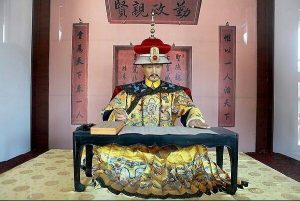 勤政亲贤是哪位皇帝写的（勤政亲贤是哪位皇帝提出的）看最鲜网，看新知识-提供各类互联网项目，互联网副业，职场技能课程，股票期货投资, 校园课程，升学考试等有价值的知识看最鲜网，看新知识