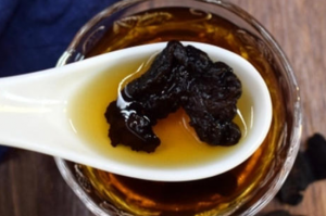 黄精泡水喝竟有6个害处（黄精泡水喝有什么禁忌）看最鲜网，看新知识-提供各类互联网项目，互联网副业，职场技能课程，股票期货投资, 校园课程，升学考试等有价值的知识看最鲜网，看新知识